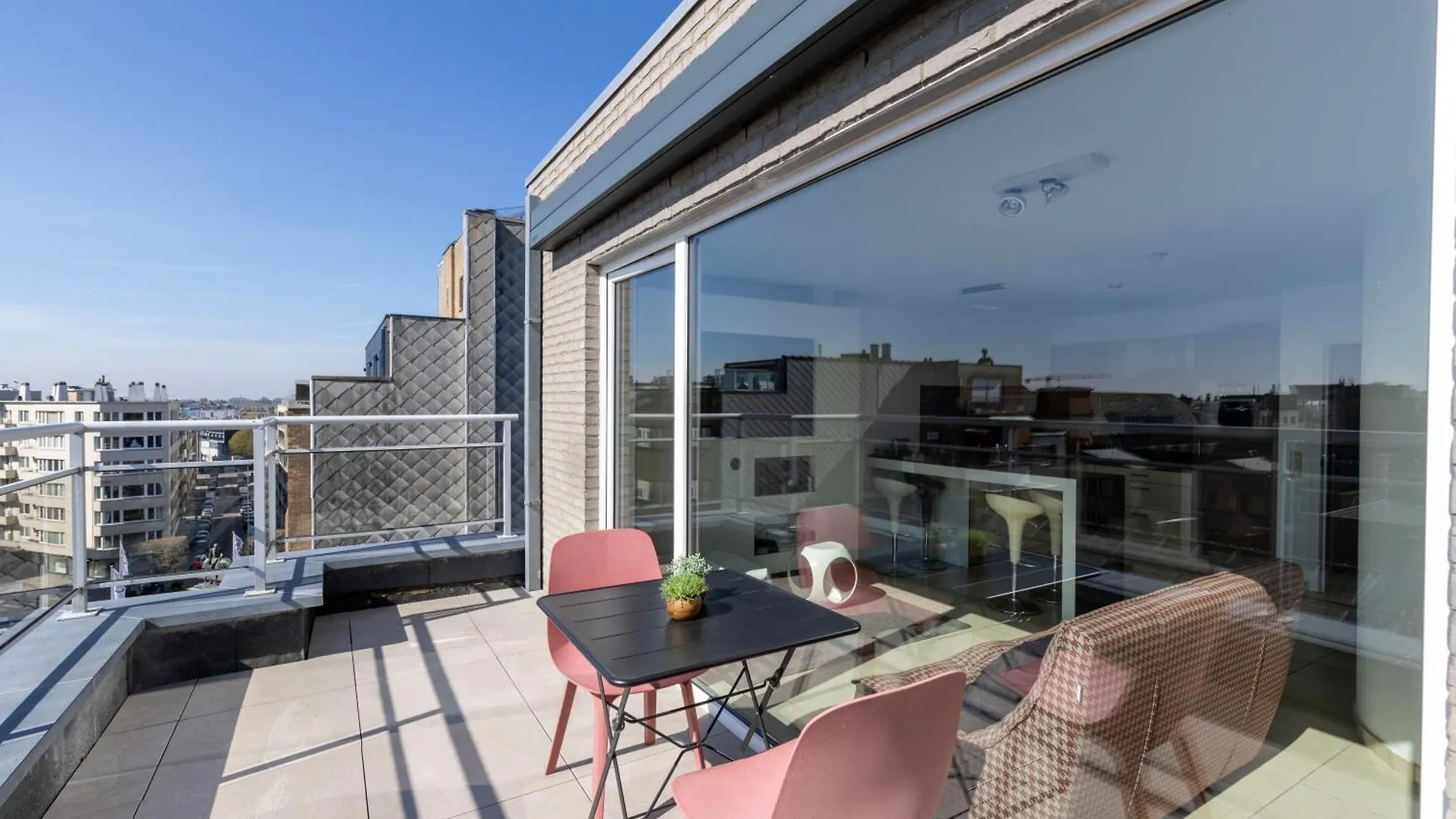 Penthouse Bij Leopoldpark Apartment Ostend