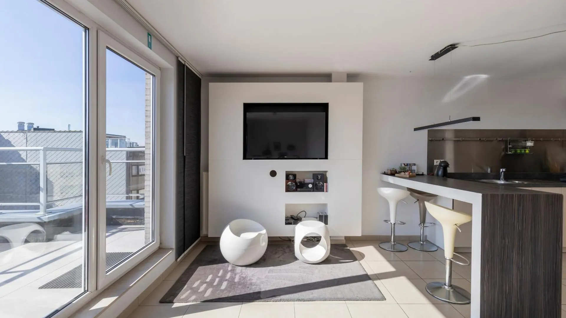 Penthouse Bij Leopoldpark Apartment Ostend 0*,